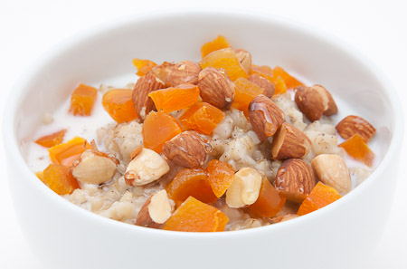Apricot almond oatmeal